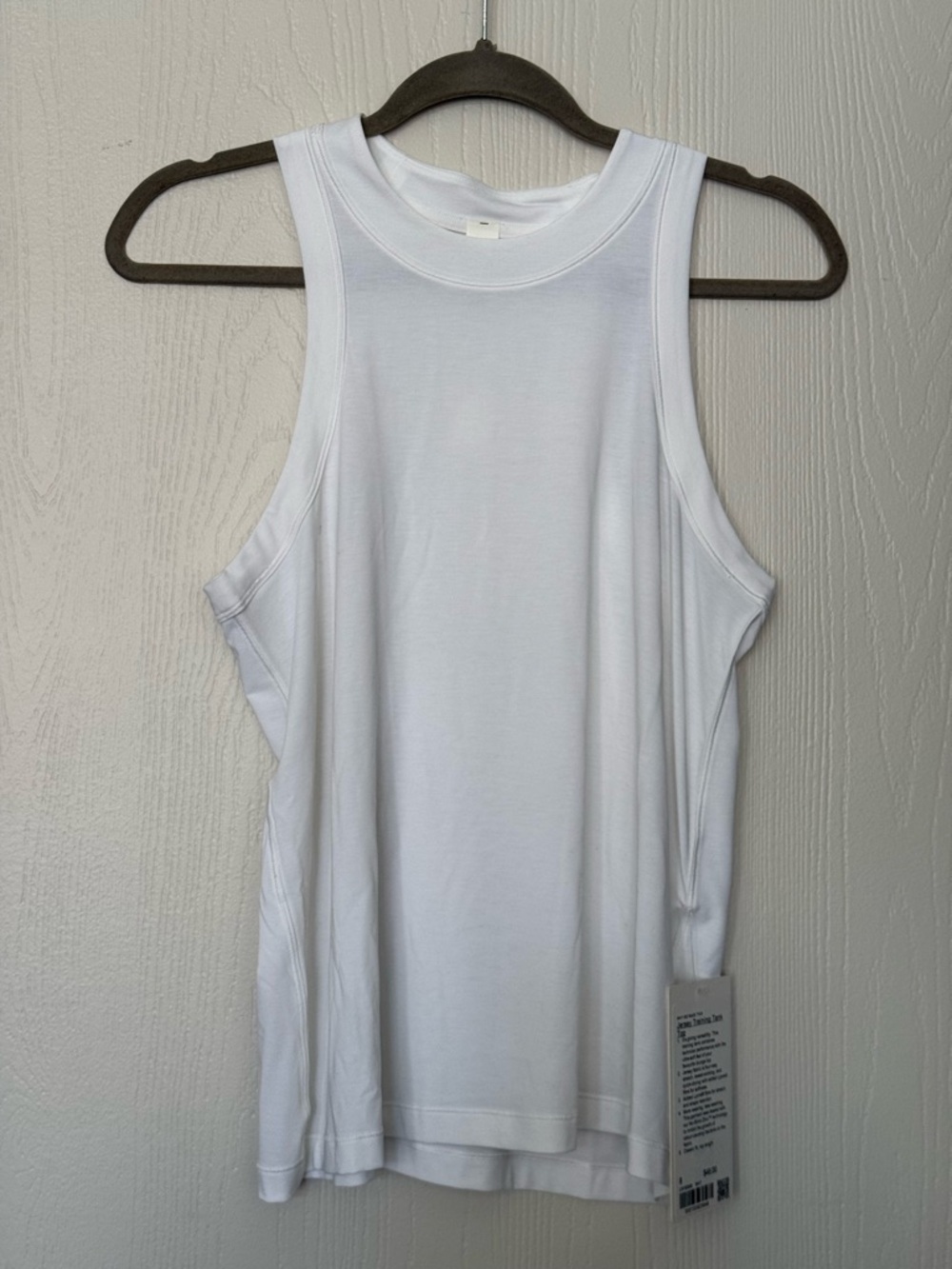 NWT Lululemon Jersey Training Top size 8 - Picture 3 of 6